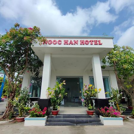 Khách Sạn Ngọc Hân Ap Vinh Phu Esterno foto