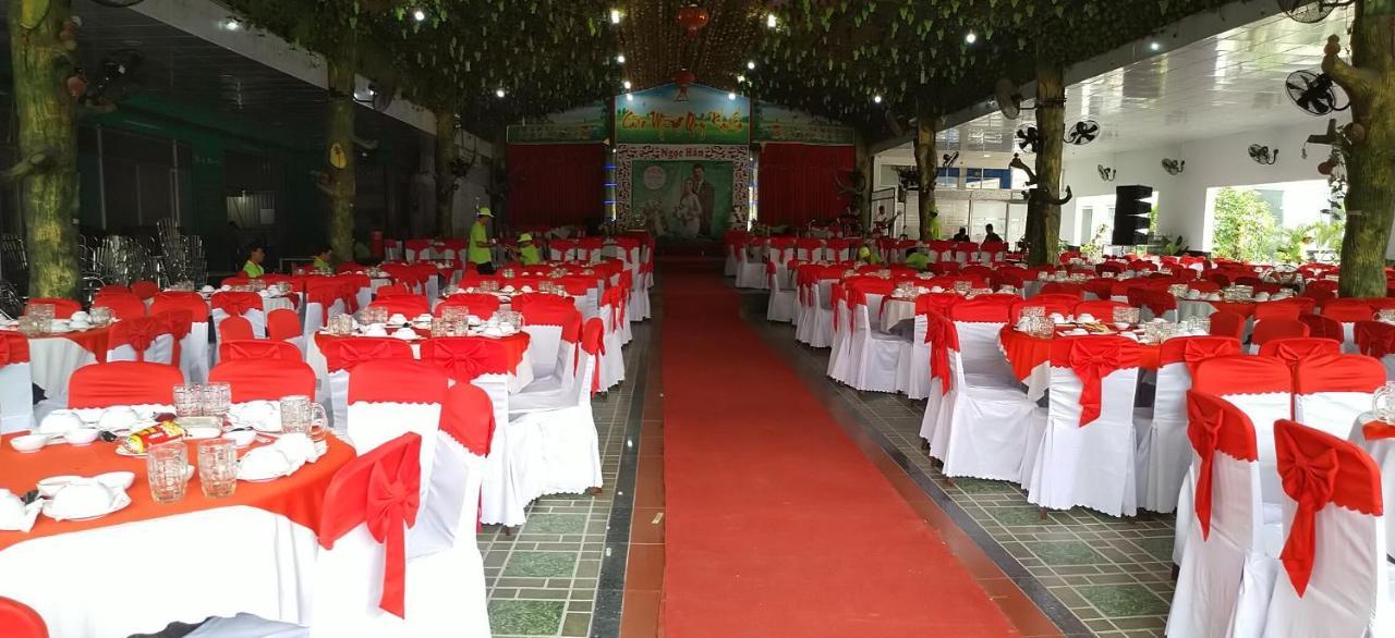 Khách Sạn Ngọc Hân Ap Vinh Phu Esterno foto