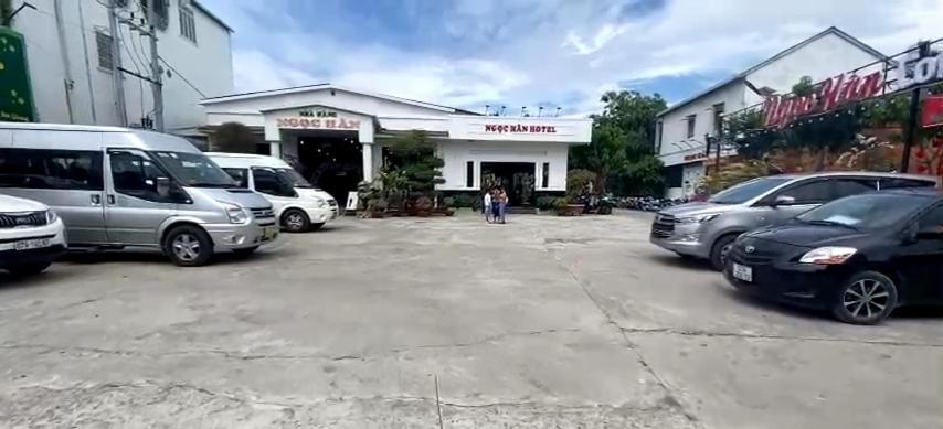 Khách Sạn Ngọc Hân Ap Vinh Phu Esterno foto