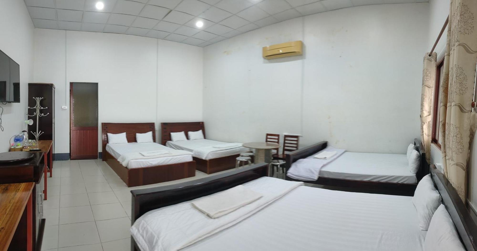 Khách Sạn Ngọc Hân Ap Vinh Phu Esterno foto