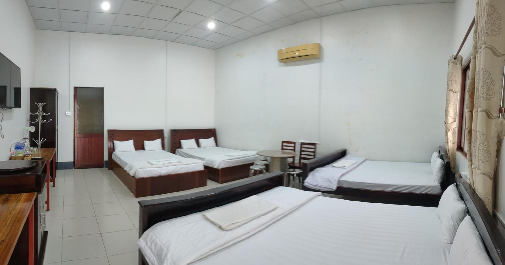 Khách Sạn Ngọc Hân Ap Vinh Phu Esterno foto